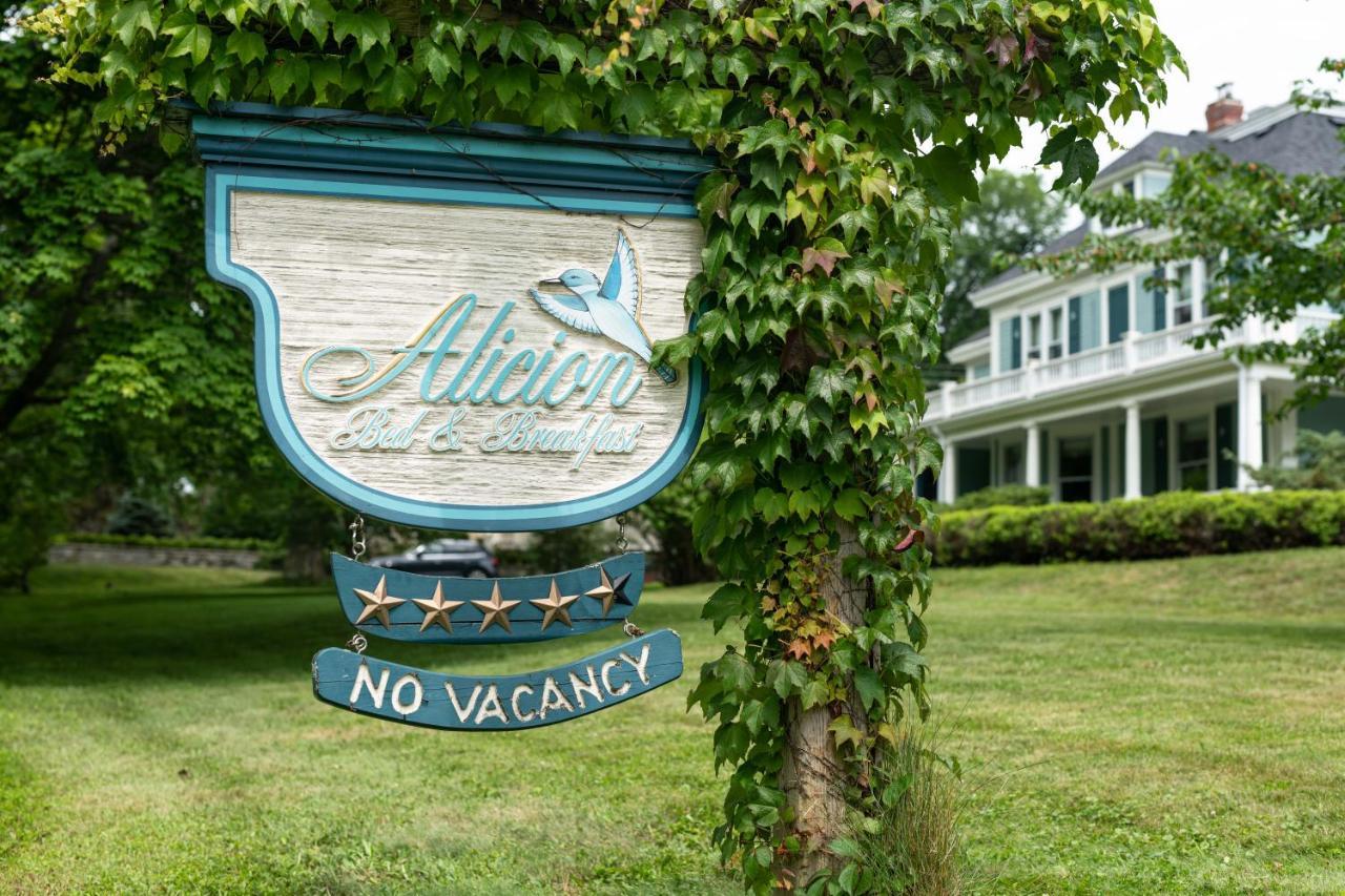 Alicion Bed & Breakfast Lunenburg Exterior foto